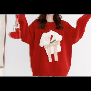Warm heavy Valentines sweater - one size for all plus NWOT